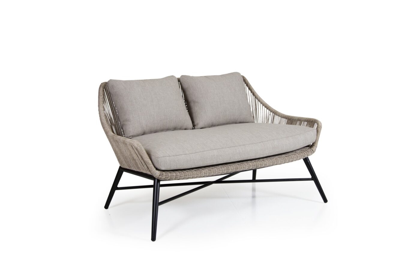 Brafab Pembroke 2-sitssoffa beige i twistad konstrotting och beige dynor i olefintyg.