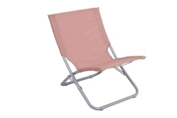 Brafab Melodi Strandstol rosa är en snygg och praktisk relaxstol med sits i slitstark textilene.