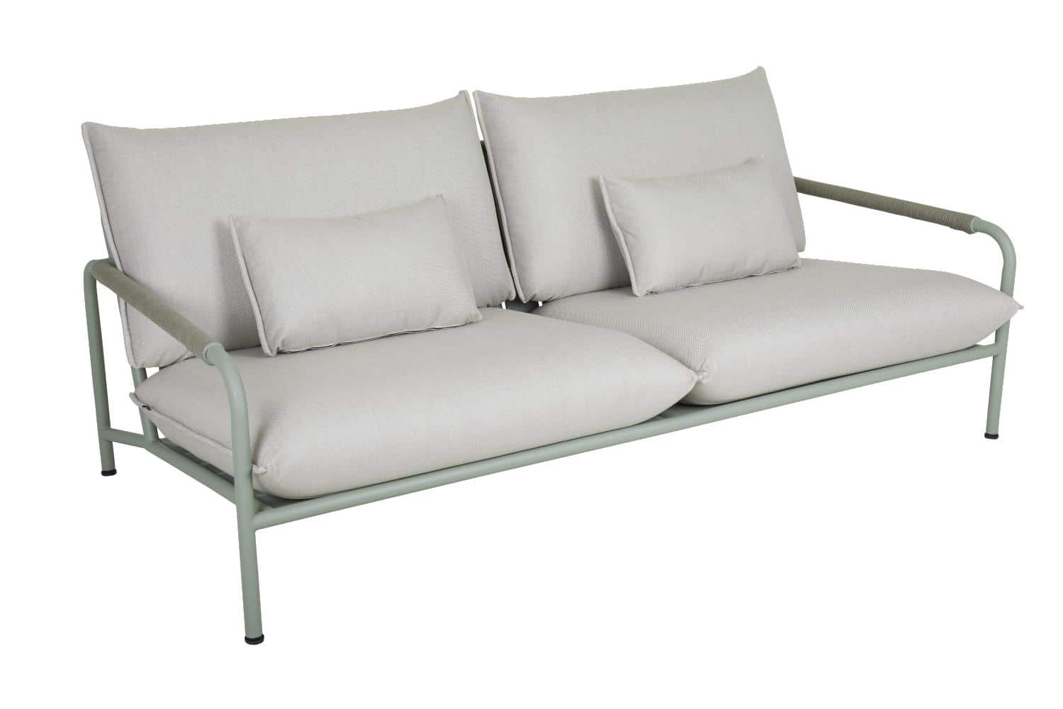 Brafab Lerberget Soffa grön är en 2,5-sitssoffa i dammigt matt grön aluminium och askfärgade dynor i akryl.