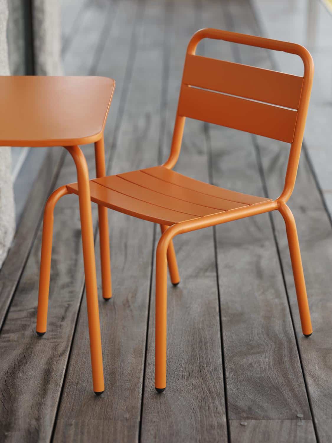 Brafab Nera Barnbord och stol orange i stål.